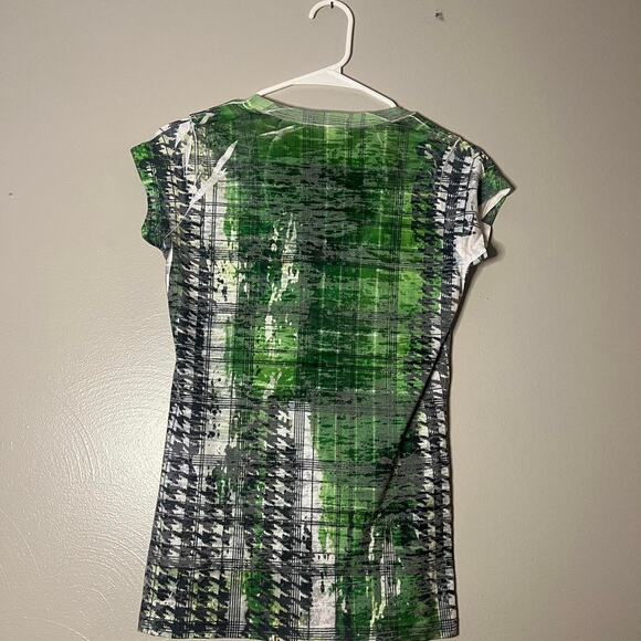 Green and white houndstooth print| Y2K Top | Grunge | Emo - Picture 4 of 6